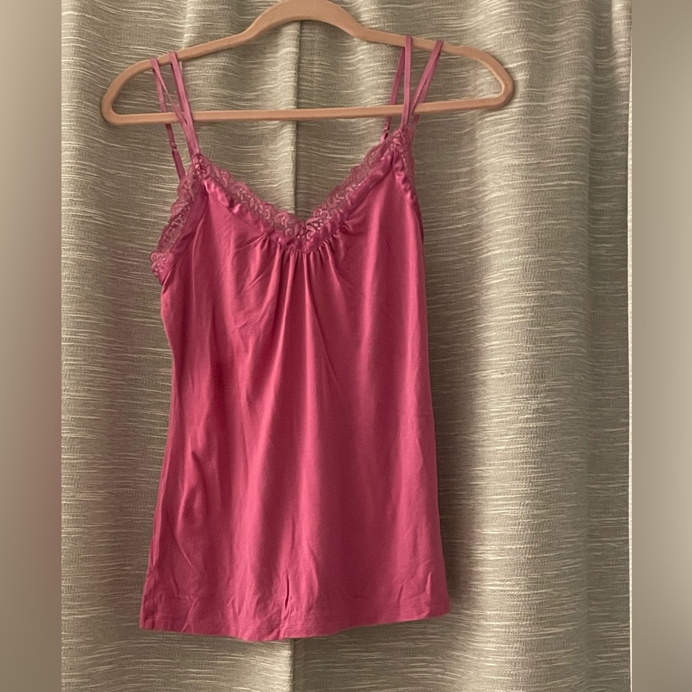 Express pink camisole. Size Small.